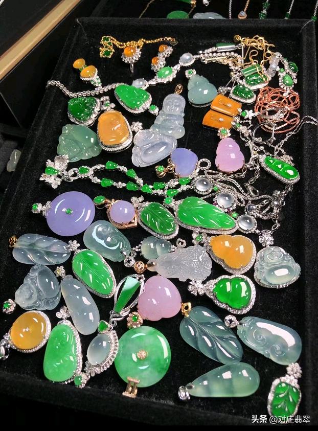 黄色翡翠原石值钱吗,黄色冰种翡翠值不值钱