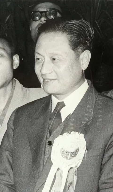 赵朴初佛缘诗一百一十首,佛缘九十载