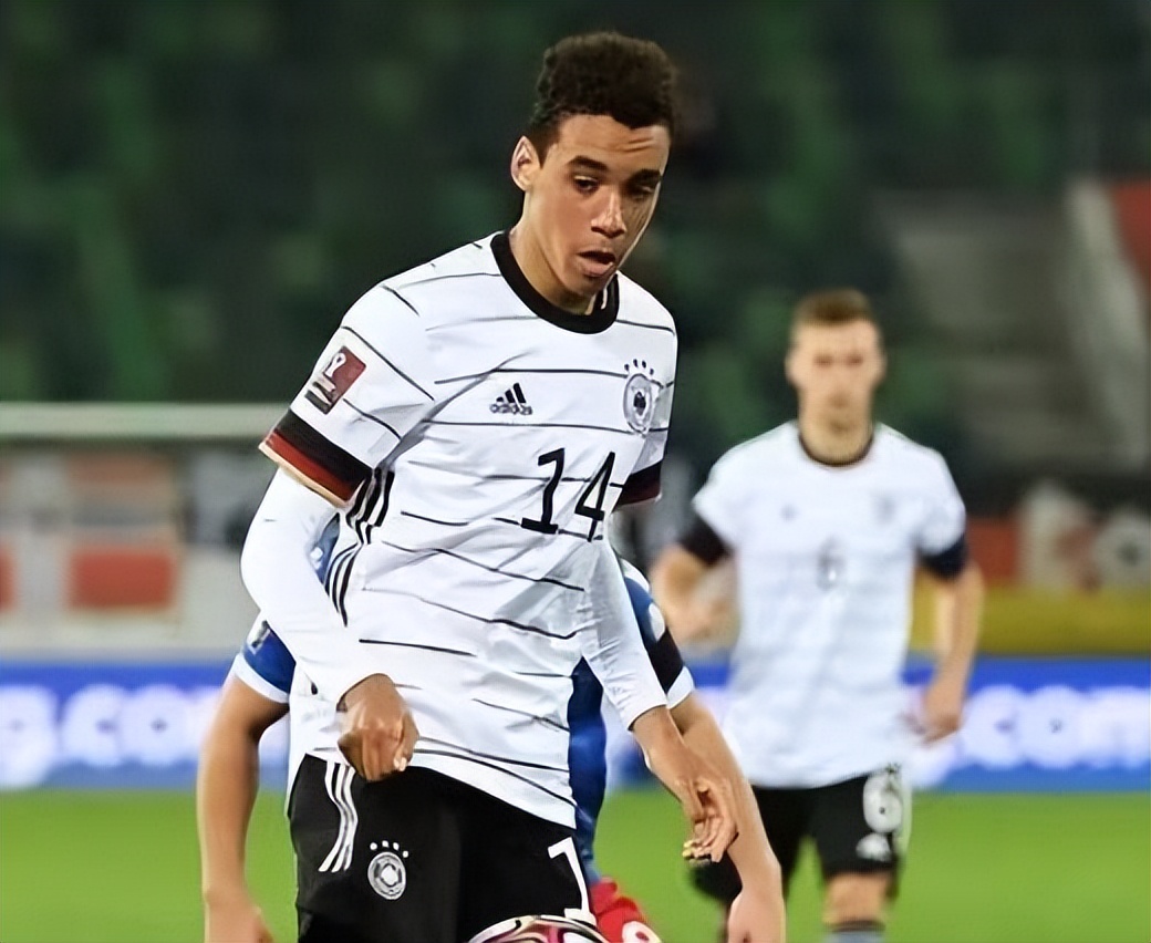 2022世界杯冠军个人姆巴佩,2022年身价最高的球星是姆巴佩