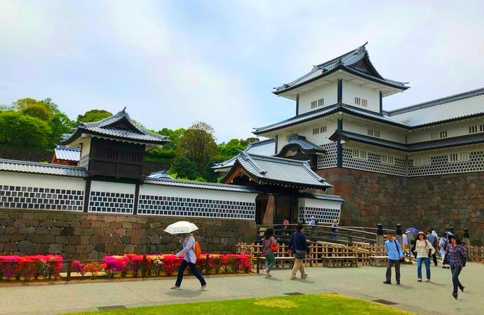 鍐鍒版棩鏈湅闆窛绔悍鎴愮殑闆浗,鍘绘棩鏈摢閲岃繎