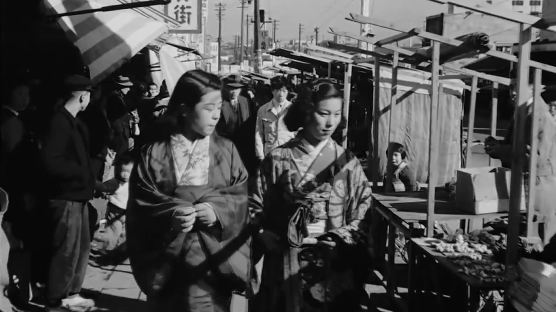 日本女护士嫁给中国将军64年，生下歌唱家女儿，女婿如今家喻户晓