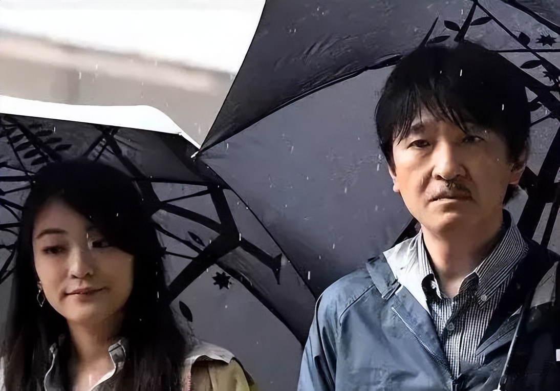 她是日本最美公主，眼睛像极了纪子妃，比下嫁凤凰男的姐姐精明