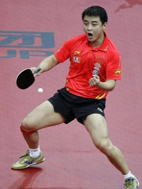 马龙夺冠时张继科和许昕的反应,中国乒乓球马龙和许昕谁强