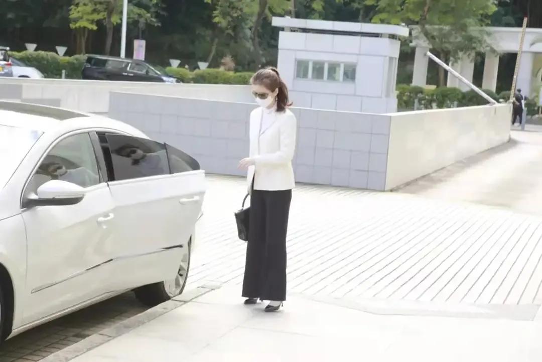 周星驰一辈子未娶的片段,周星驰曾经的爱情故事