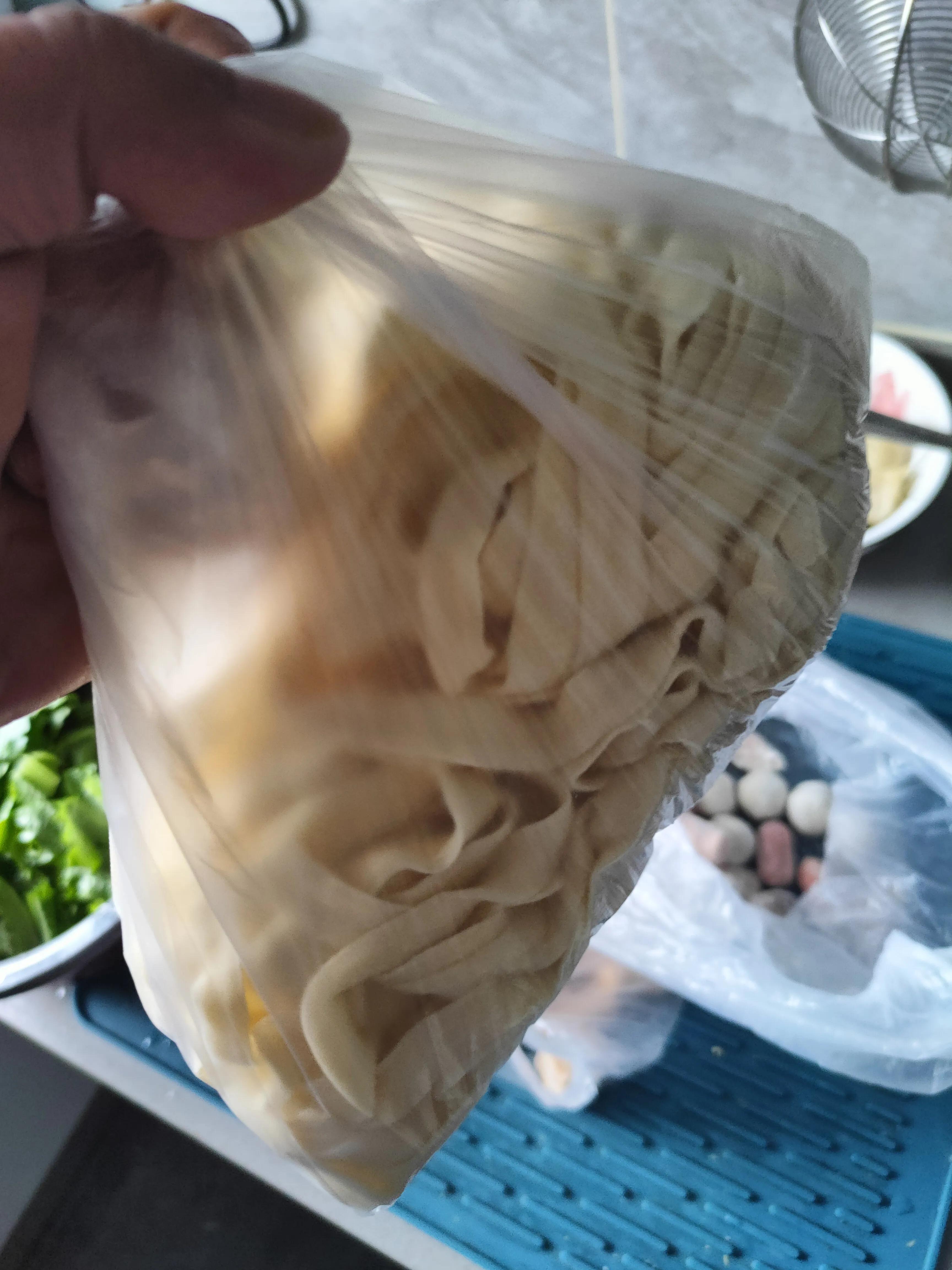 预拌粉在家自己怎么做,在家做漏粉