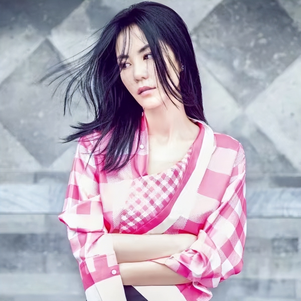 王菲谢霆锋甜蜜牵手要去哪里,王菲谢霆锋复合七年首合体