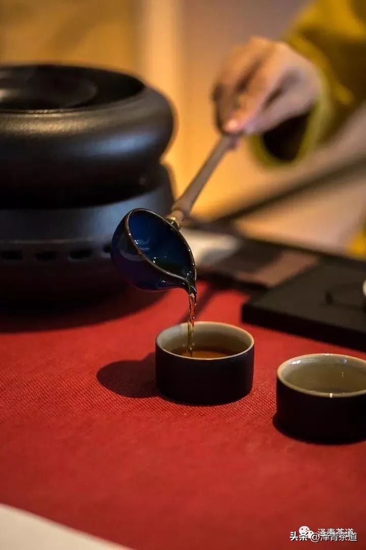 “自古名寺出名茶”，什么样的茶才能称为禅茶呢？