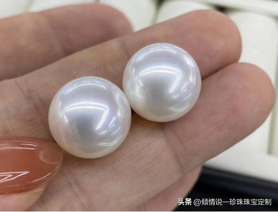 一件可以传承的珠宝！毫不费力地展现了女神的柔美和自信