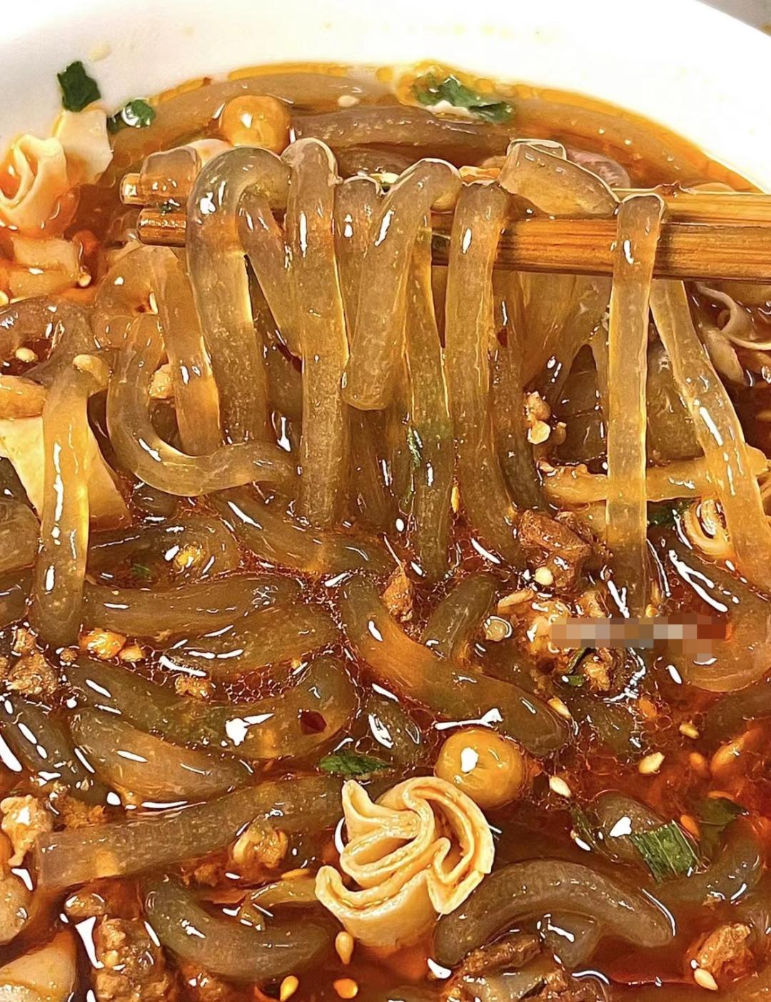 别再乱买零食了！这5款人气高口感棒的零食，吃到停不下来