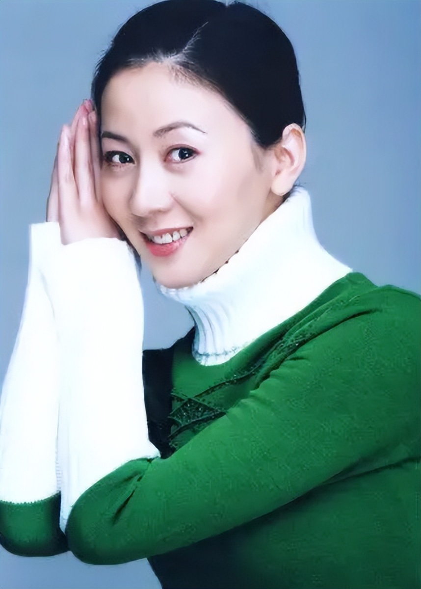 人体模特汤加丽：被同事嘲讽，父亲断交，丈夫离婚，但从不后悔