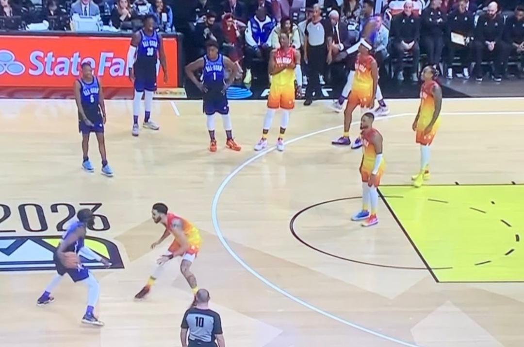 全场不设防！126次三分出手！超高比分背后是全明星正赛的鸡肋