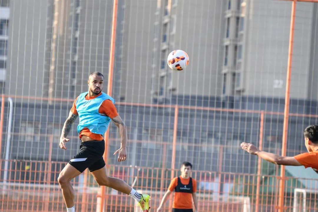 武汉外援布鲁诺,武汉长江布鲁诺