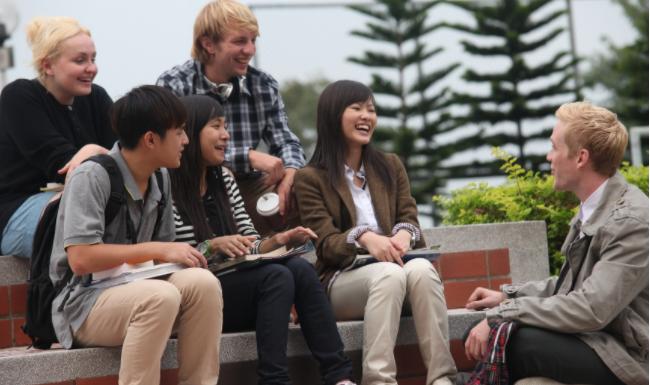 2022年上海留学人员落户政策,2020年上海海外留学生落户