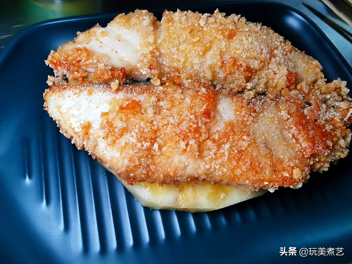 源于“甘蔗凤梨”的相识，成就一份甜蜜的凤梨鱼排汉堡