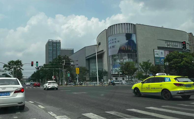 上海老城区现状如何,上海的地位一落千丈