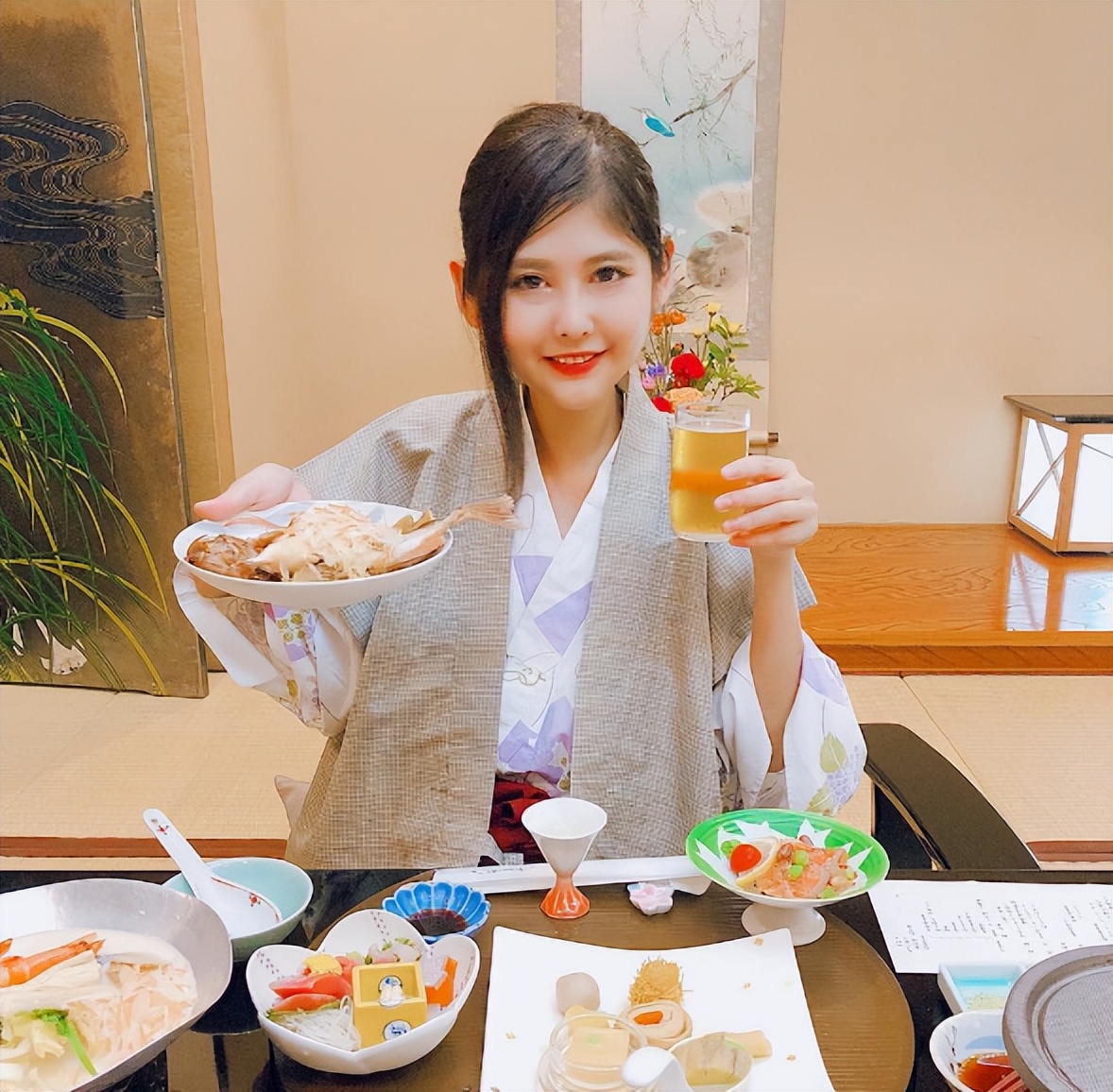 日本美女“大胃王”猝逝，年仅30岁，曾患厌食症，高中只有30公斤