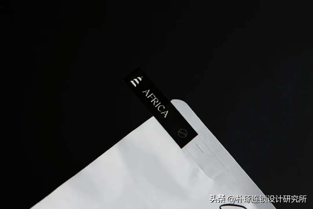 三角形字母m的创意logo设计图片,logo设计元素集锦