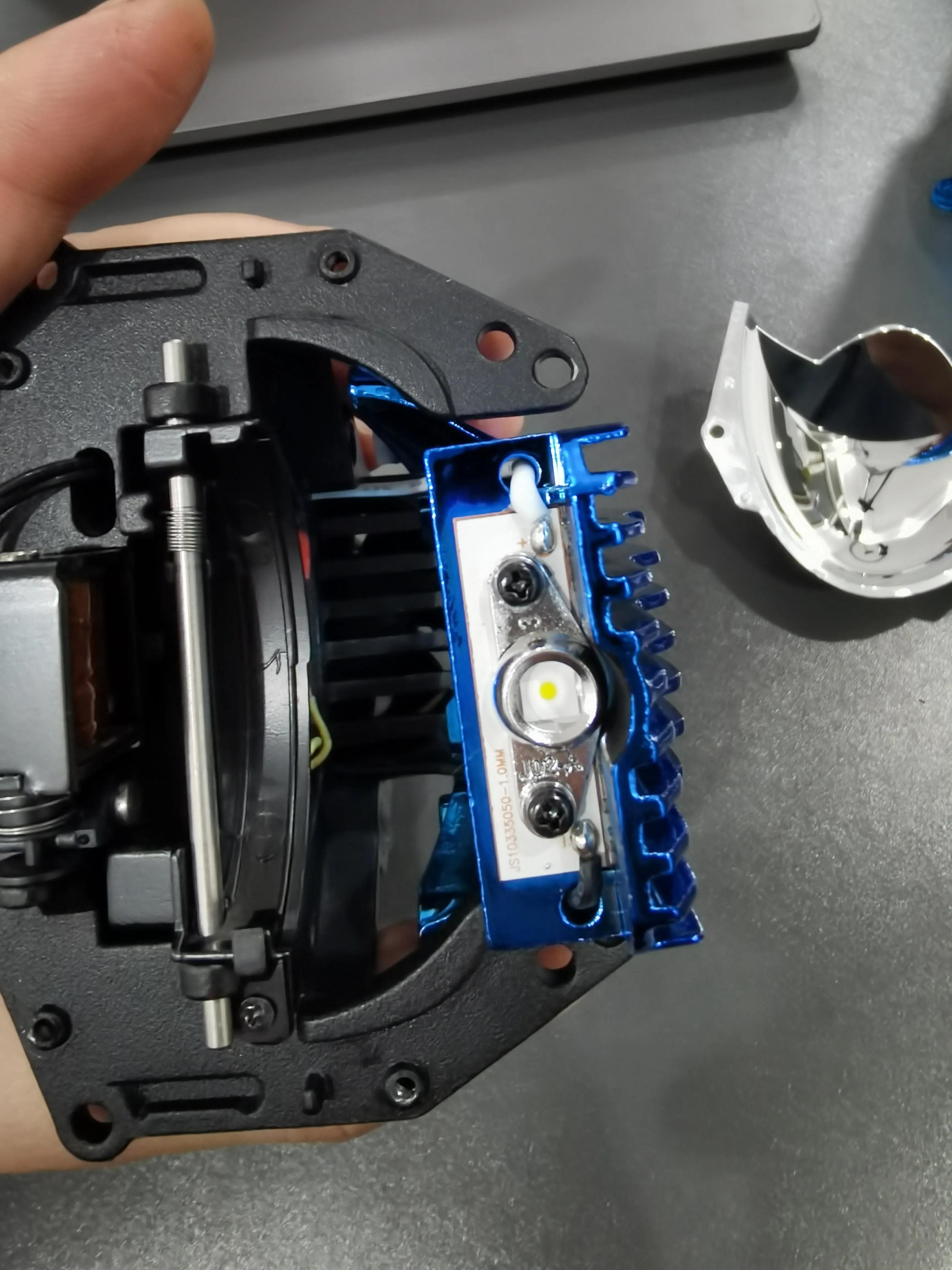 透镜性能测评图,激光和led的透镜哪个好