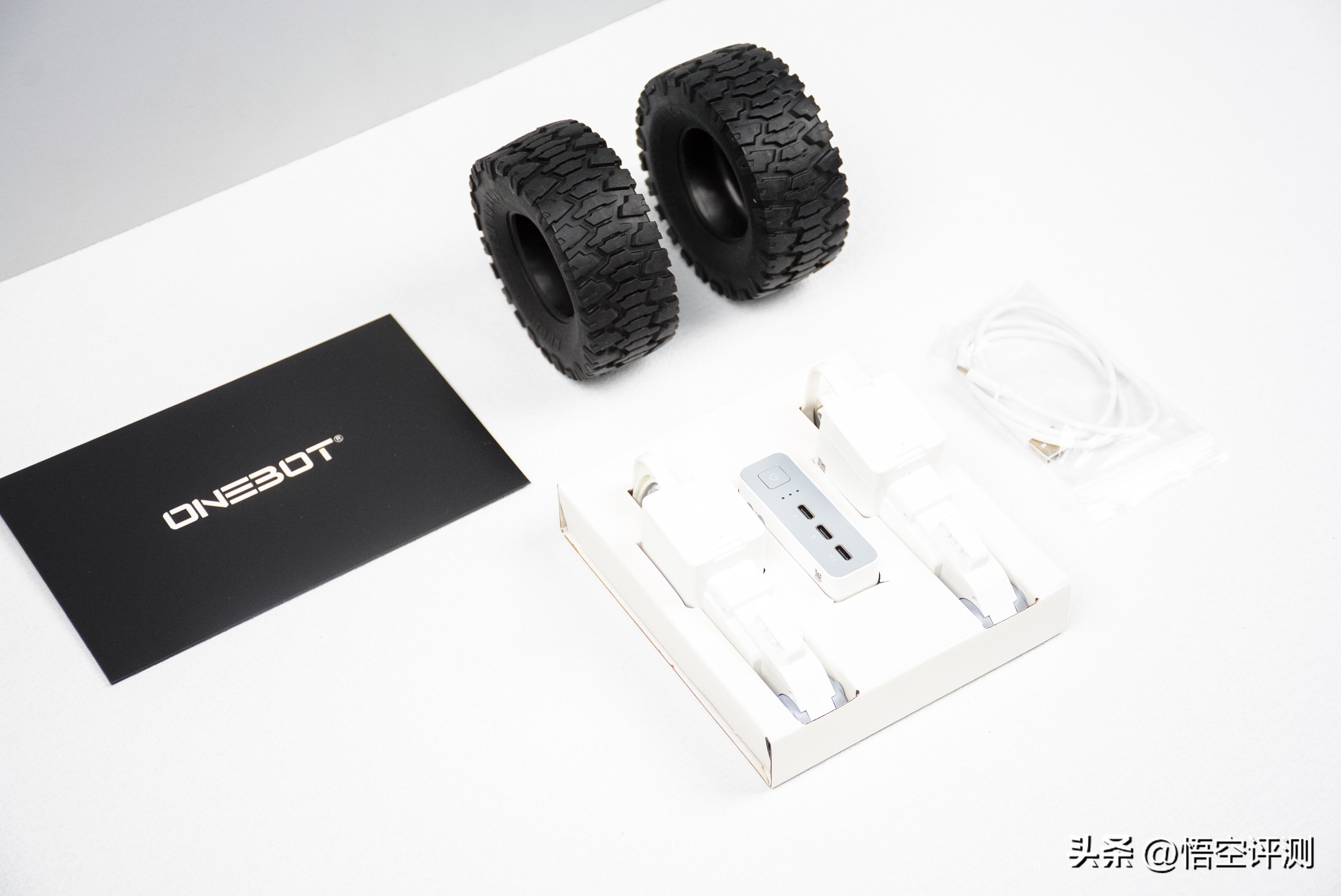 积木可编程机器人,ONEBOT积木平衡机器人2代