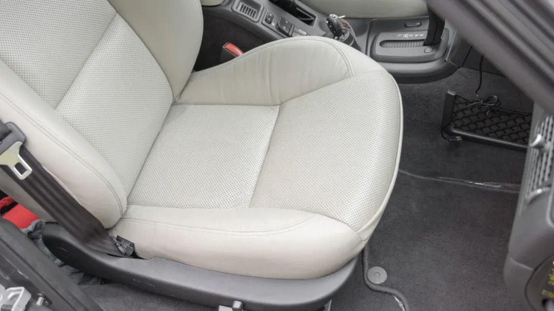 八冠车队,f1冠军版2016款amga45