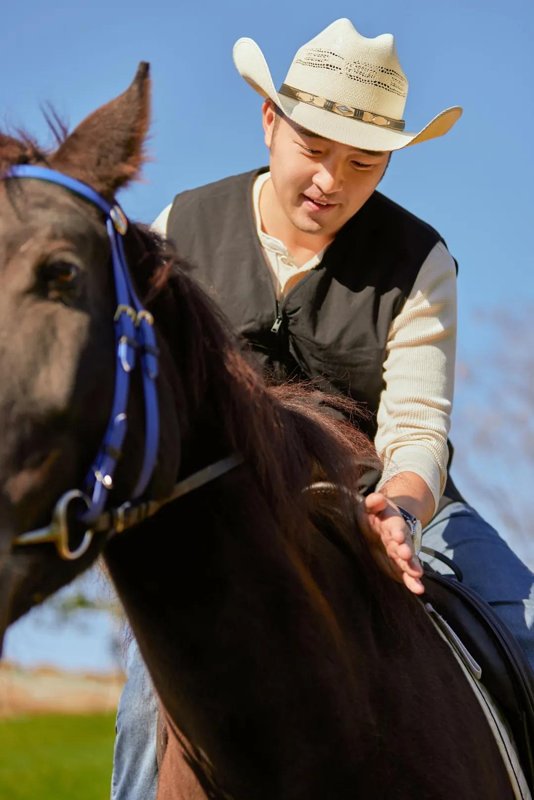 诗酒茶田、梦居藏马，体验近在咫尺的诗和远方——阿朵花屿