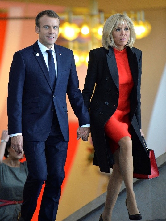 法国第一夫人的奢侈生活,法国第一夫人奢侈品