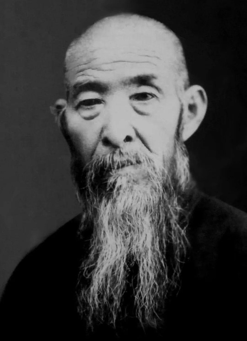 三步一咳血的支燮堂，医生都说活不长，他练什么武功把病练好了