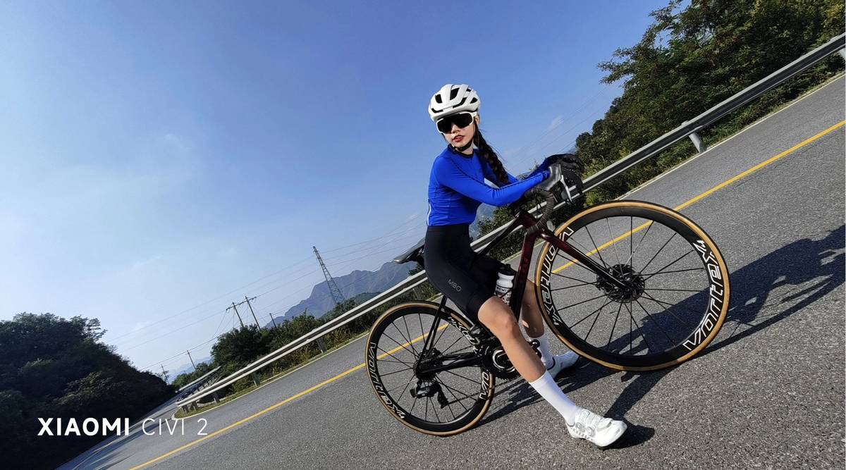 小米civi颜值高吗,目前小米civi2还值得入手吗