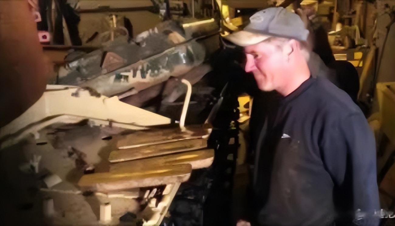 英国一名男子买了一辆坦克,英国男子花300镑