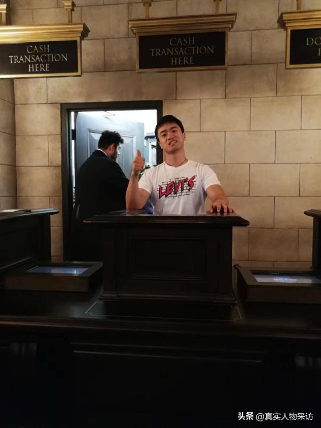 我，80后，11年前留学英国，现定居加拿大，买上大别墅却只想回国