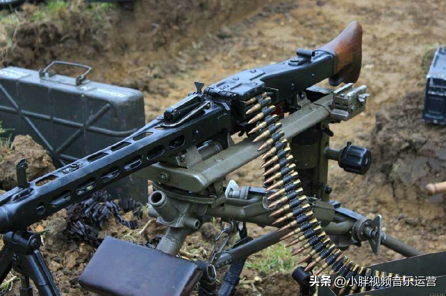 撕布机枪,通用机枪的鼻祖二战德军mg34机枪