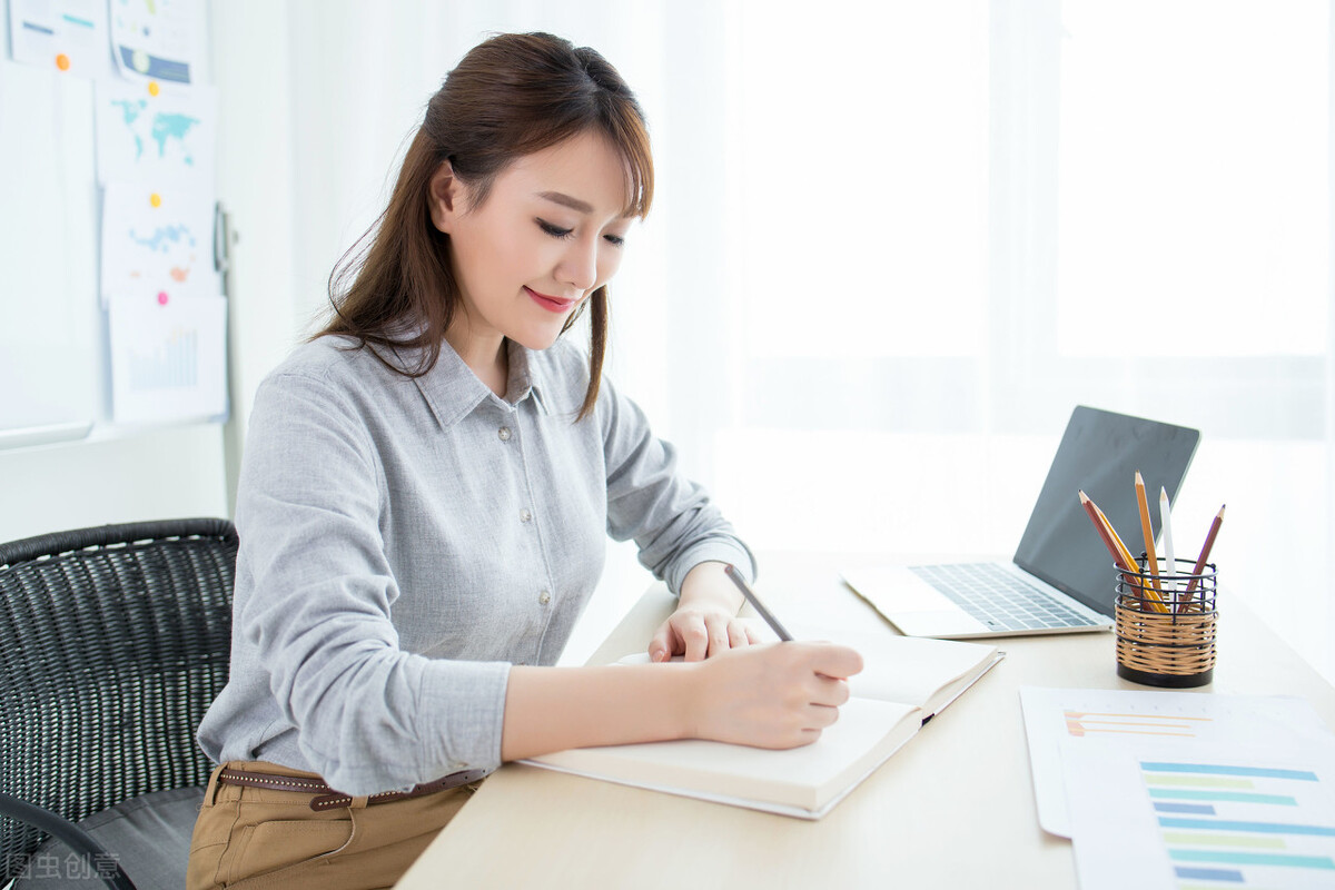 8大写作策略推荐！写作是你通往真正思想道路上需要经历的阵痛