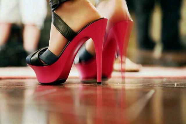 脚趾甲总往肉里扎该怎么办,脚趾甲往肉里长又疼又痒教你一招