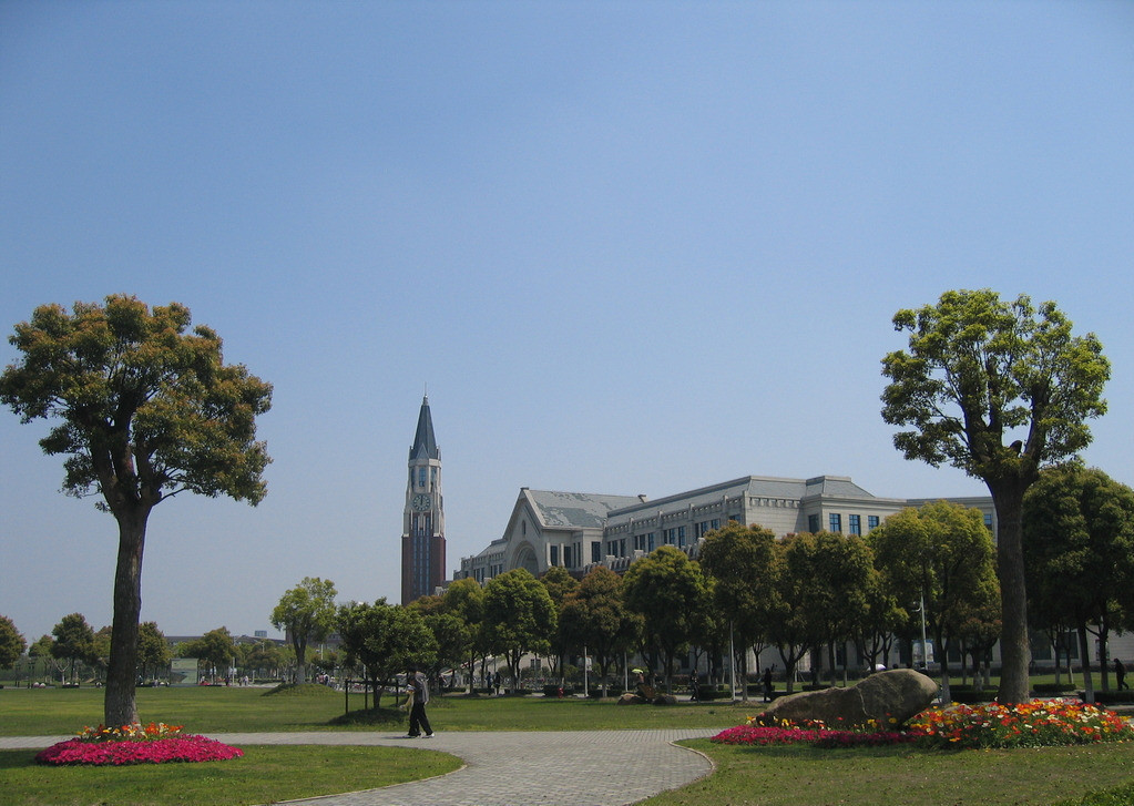 上海市高中的名校都有哪些,上海市四大名校大学