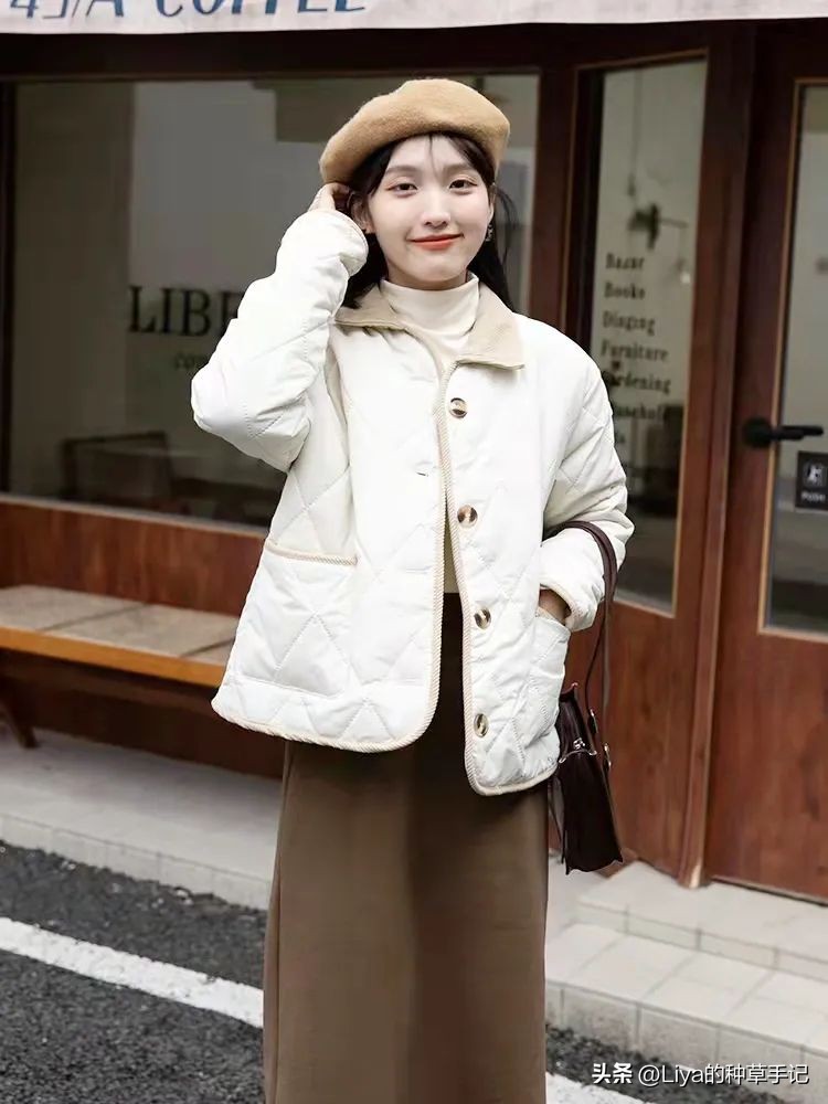 冬天穿什么长款外套保暖又时尚,秋冬厚外套这样选保暖又好看