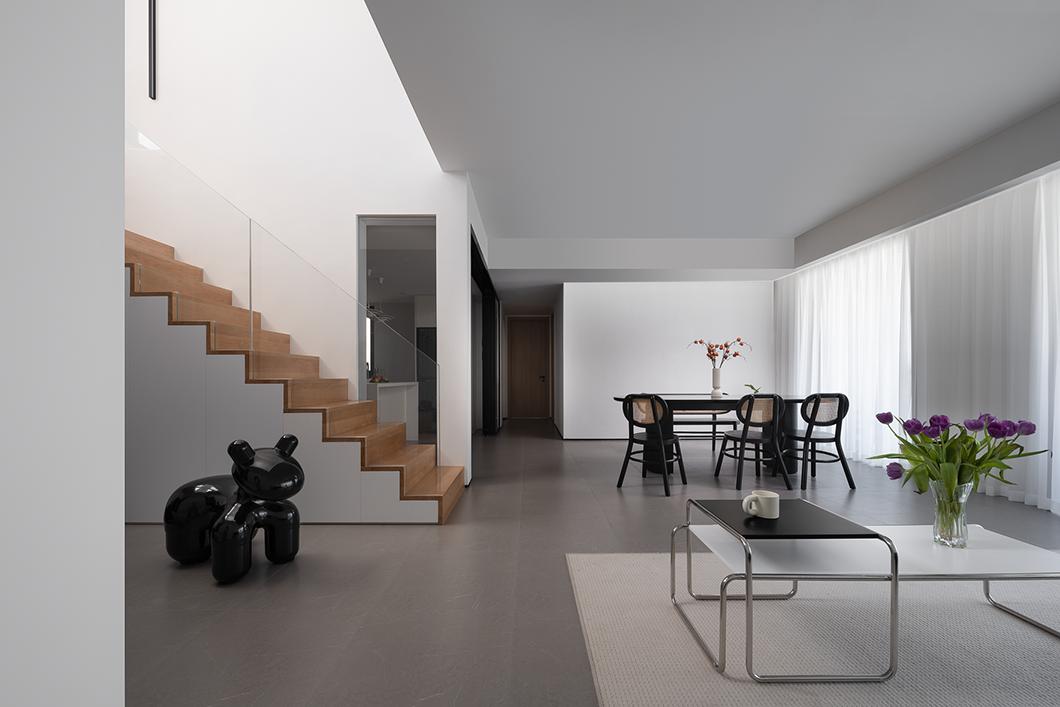 顶层复式楼带露台怎么装修,顶层复式带大露台中式装修攻略