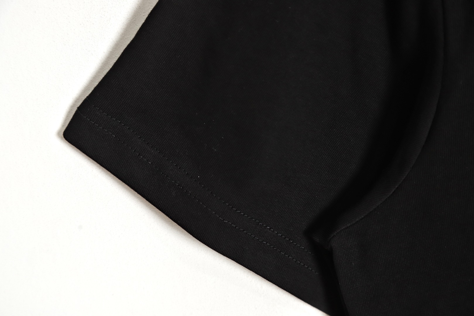 古驰巴黎世家联名短袖涂鸦,巴黎世家古驰联名t恤