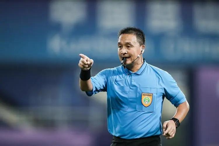 中超积分榜海港大胜一骑绝尘,中超积分榜海港居首4队不败