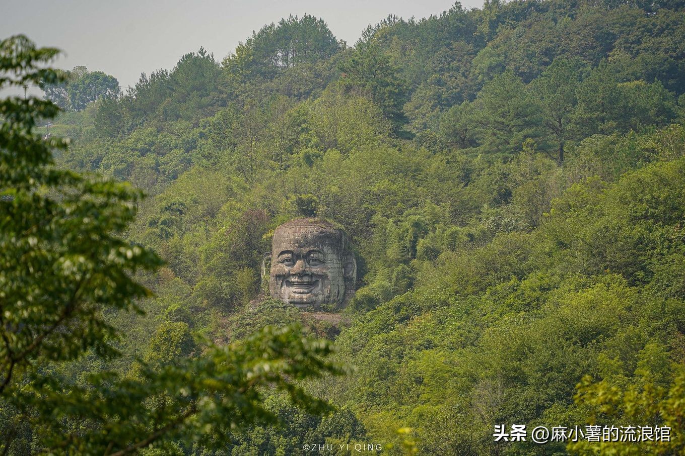 浙江绍兴有座千年大佛寺，有江南第一大石佛，许多影视剧都来取景
