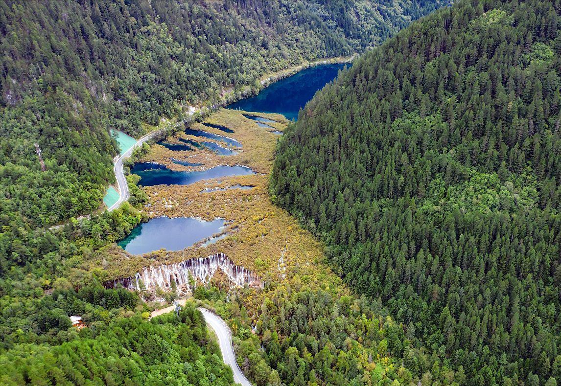 四川九寨沟游玩攻略自由行方案,四川九寨沟玩4天旅游攻略
