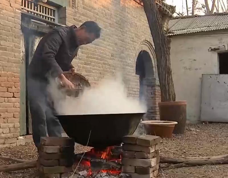 致富经苏国凯养牛,苏国凯养牛