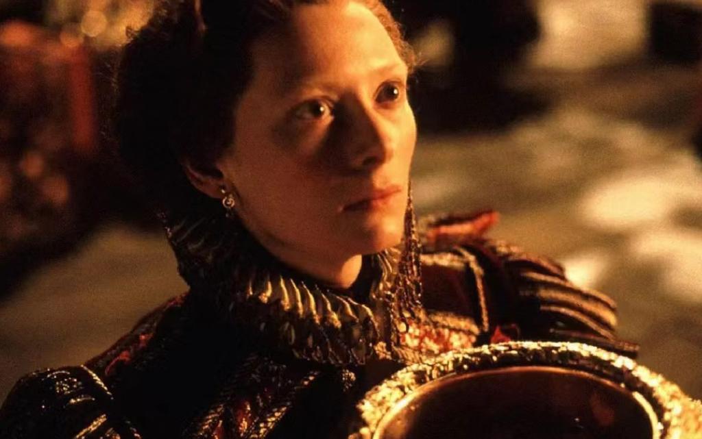 这个男人不顾一切变性成女人，他的一生将精彩诠释的淋漓尽致！