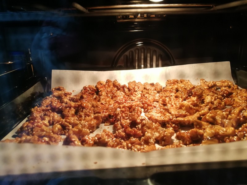 核桃为什么越来越便宜商贩说实话,小小核桃竟然有这么大的隐患