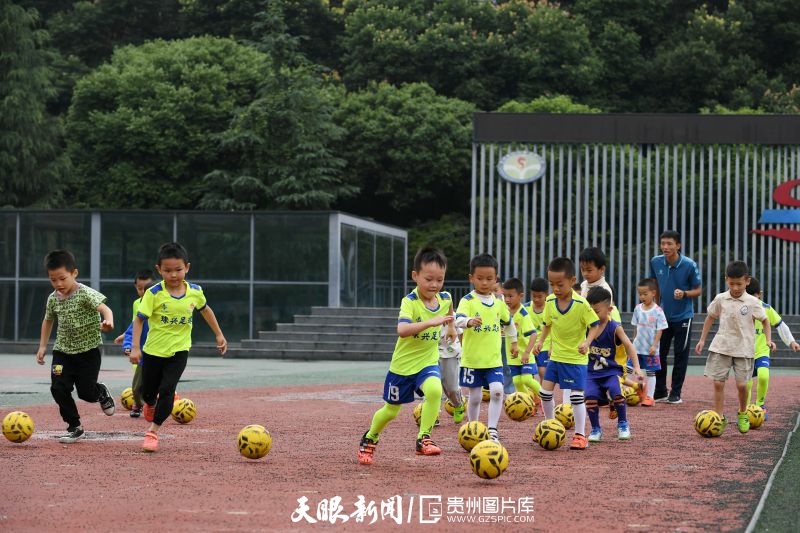 澶氬僵璐靛窞杩愬姩,澶氬僵璐靛窞鎴峰杩愬姩