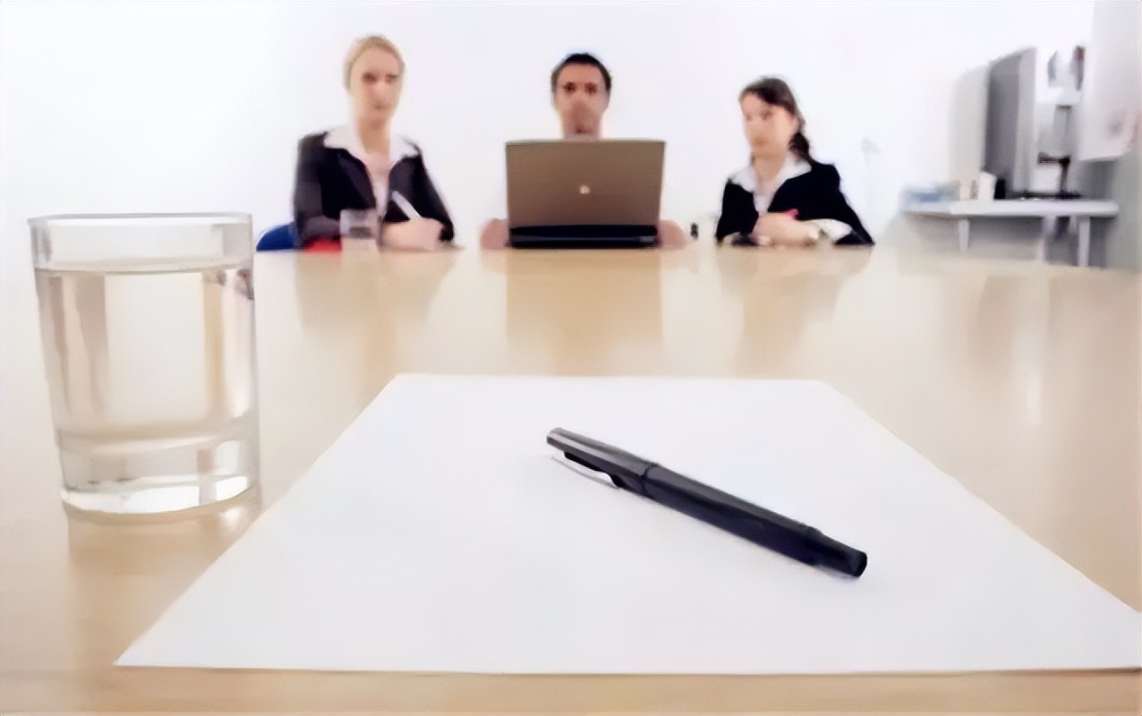 大厂实习竟然要5万？！高价买「内推」，到底值不值...