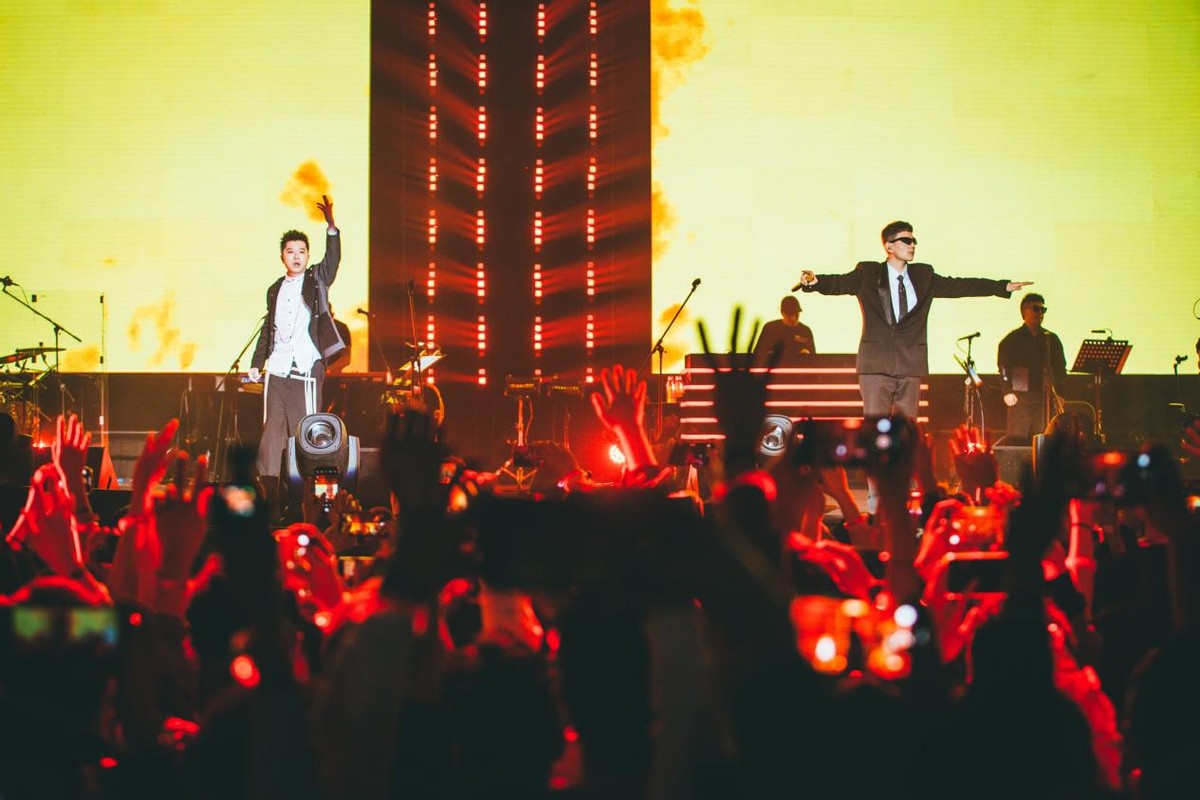 艾热王以太成都演唱会,艾热王以太吹说唱巅峰对决