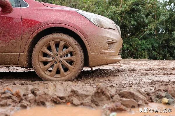 新车加装这3样用品很建议加装,新车必备的5大配置