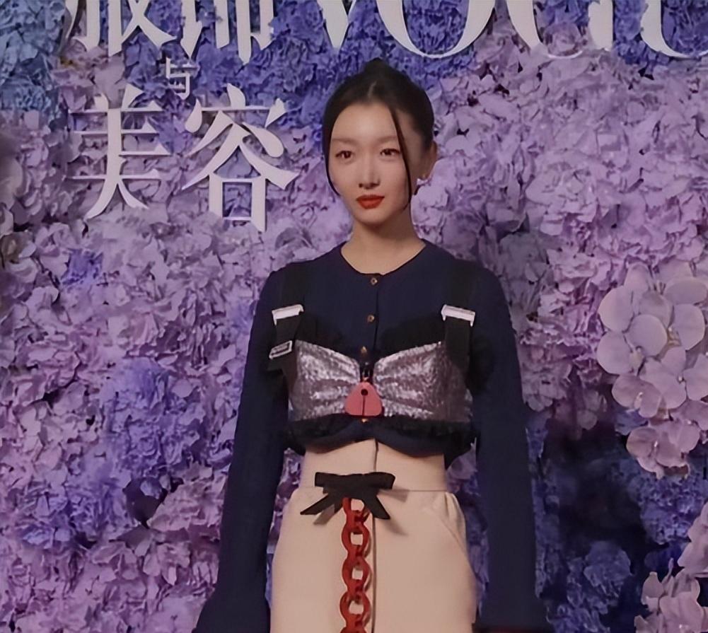 三金影后周冬雨黄晓明,三金影后被嫌弃