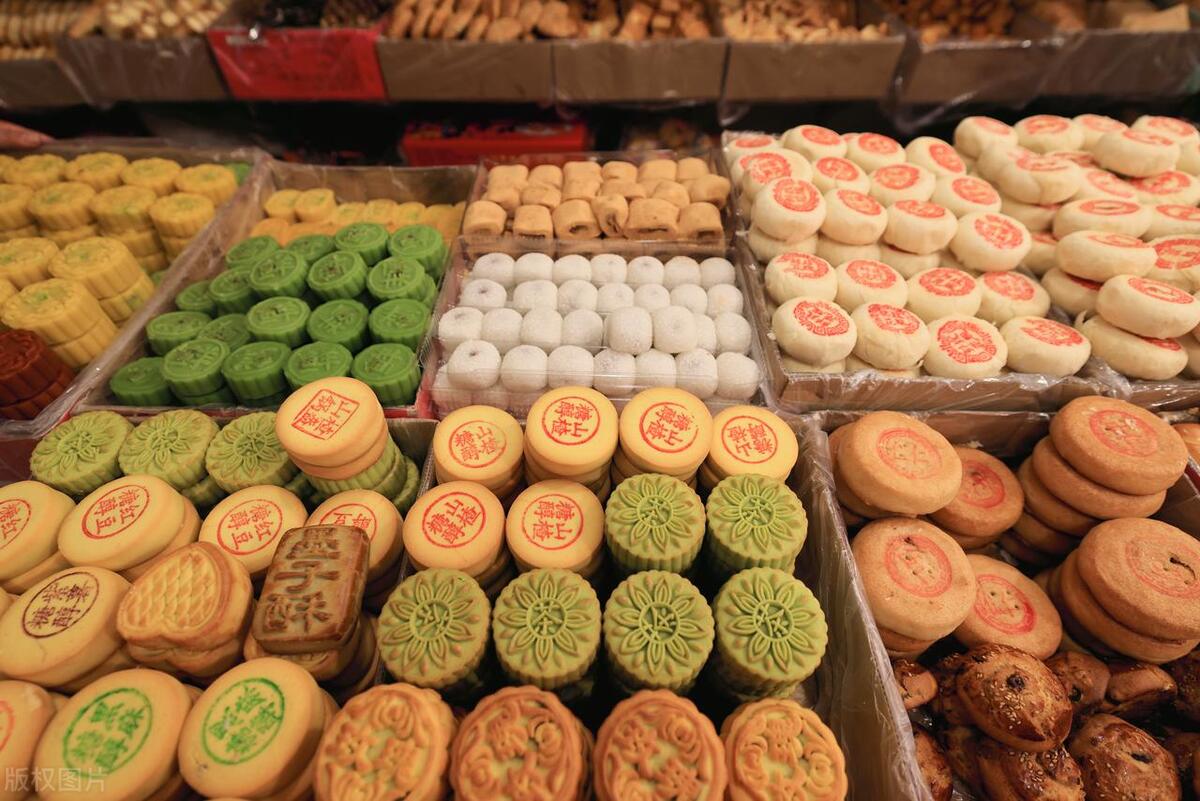 女生怎么开店,开一家糕点店收益怎么样