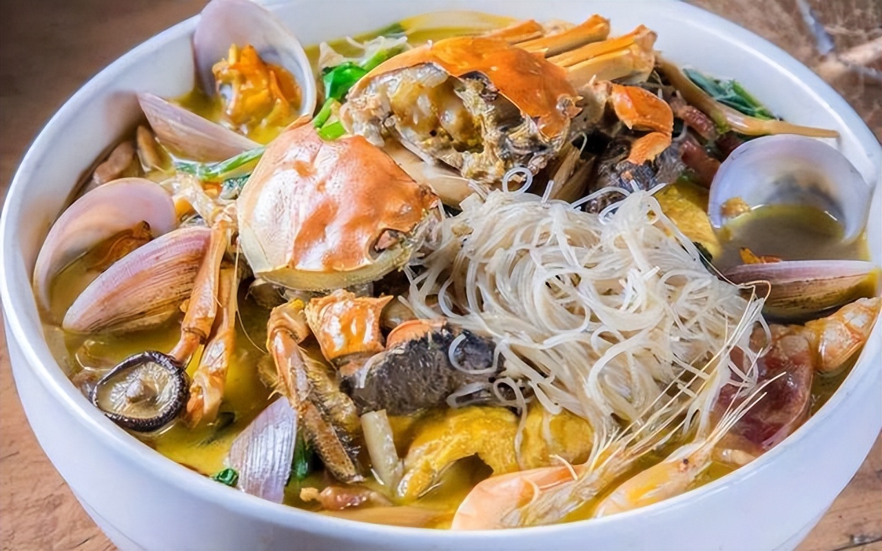 会吃的人都知道，浙江真正好吃的美食不在杭州，而是在这三座小城